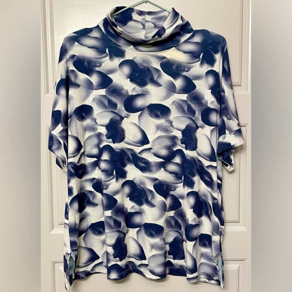 NWT M Made In Italy Blue & White Cowl Neck Sweater
